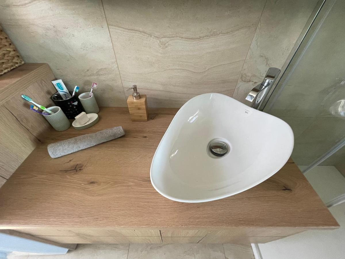 Fenyves Beach Apartman Delux Balatonfenyves Dış mekan fotoğraf