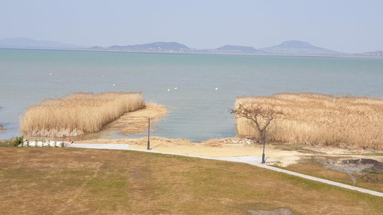Fenyves Beach Apartman Delux Balatonfenyves Dış mekan fotoğraf